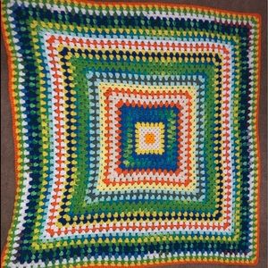 Crochet blanket!!very pretty good condition.